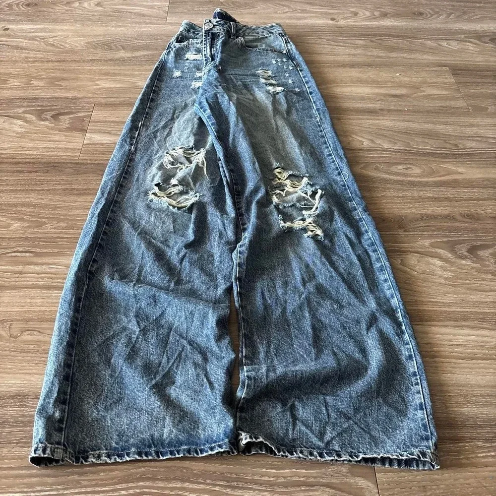 Vintage Y2K/2000s Baggy Distressed Loose For Denim Jeans! 28x32